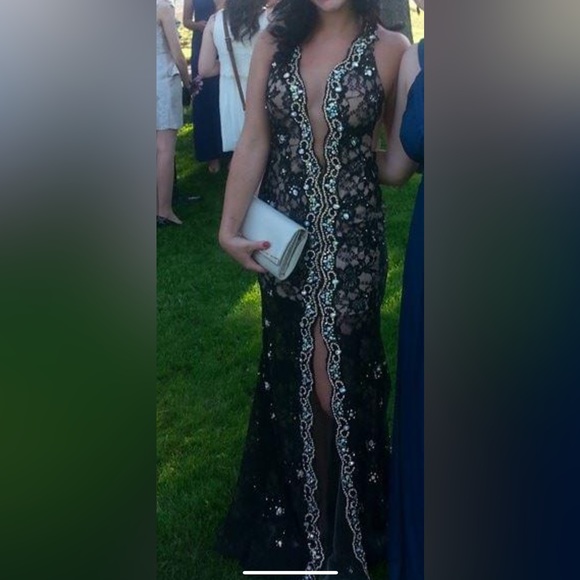 Prom Dress / Formal Gown - Picture 2 of 3